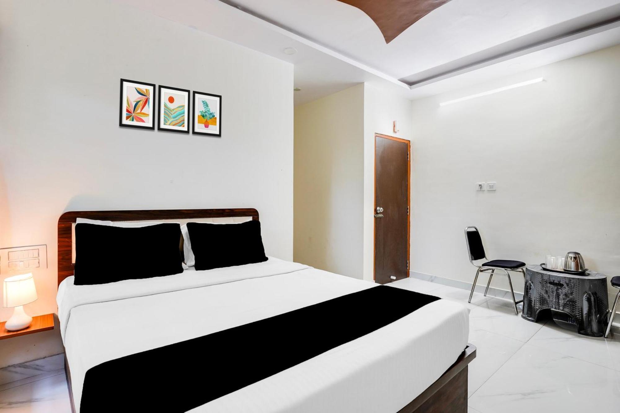 Townhouse Bidadi Formerly Royal Garuda 外观 照片