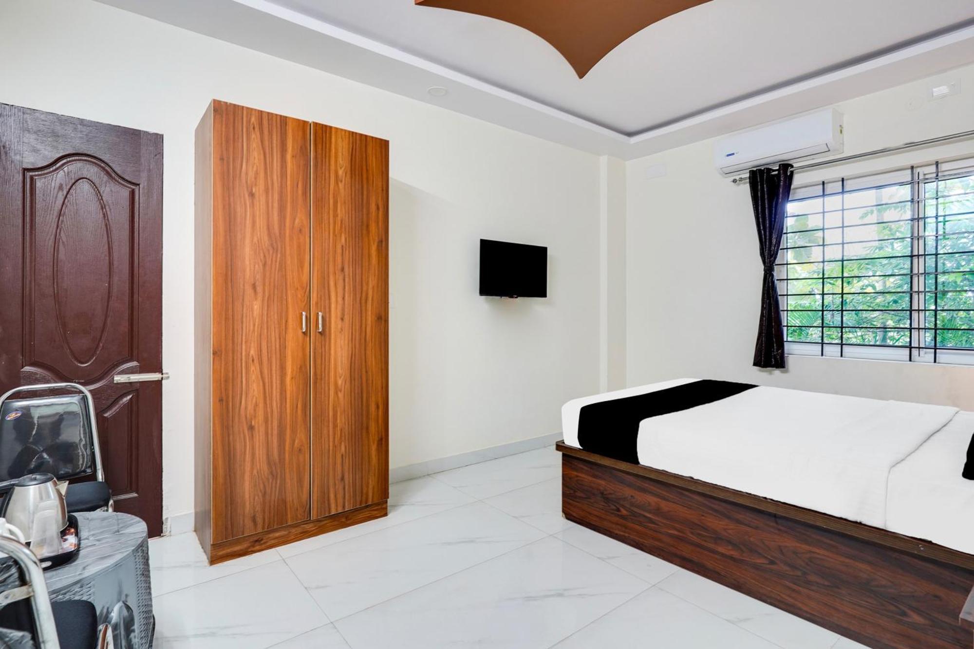 Townhouse Bidadi Formerly Royal Garuda 外观 照片