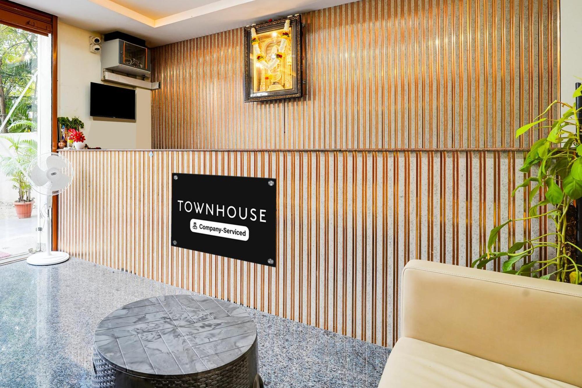Townhouse Bidadi Formerly Royal Garuda 外观 照片
