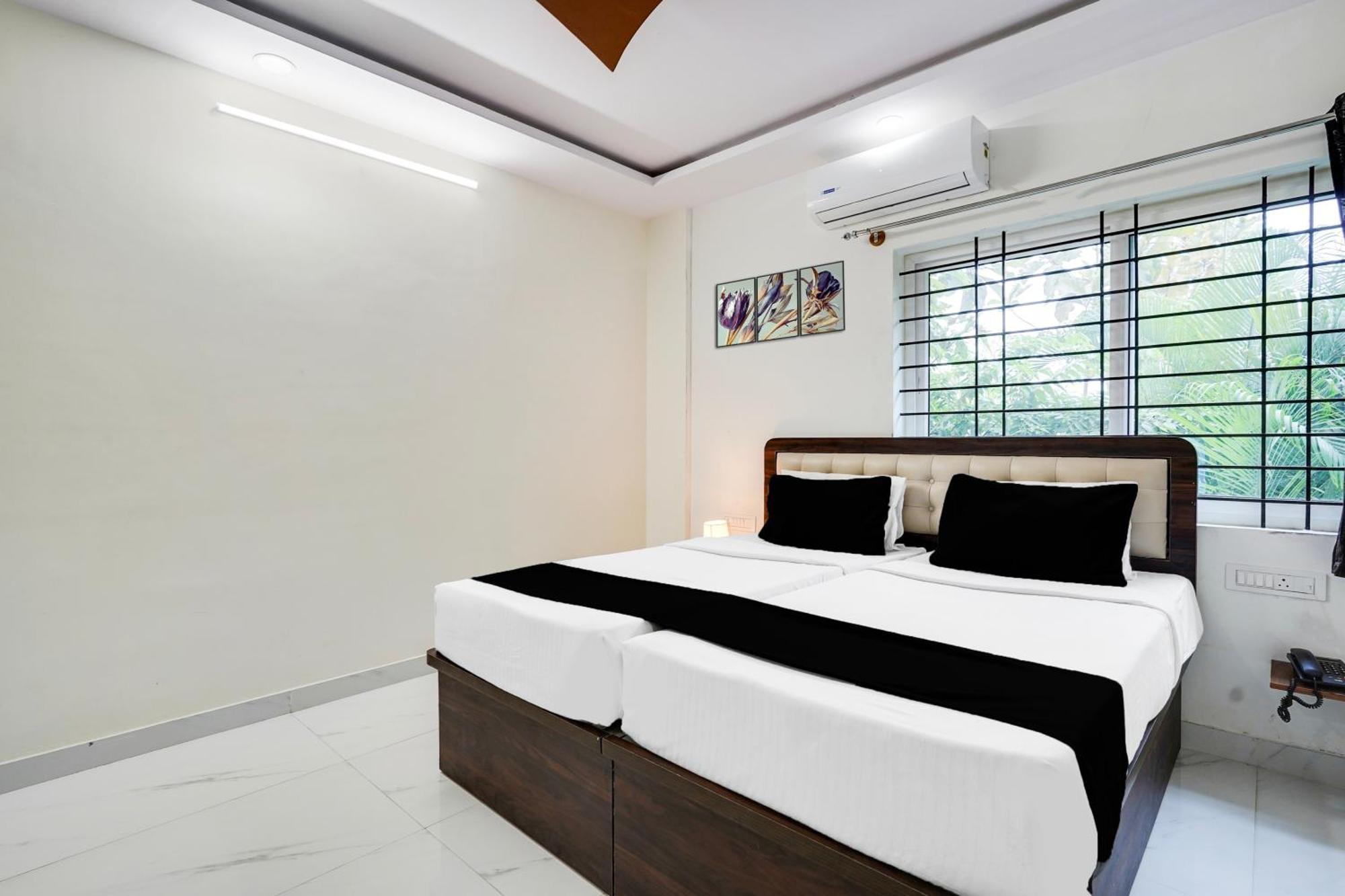 Townhouse Bidadi Formerly Royal Garuda 外观 照片